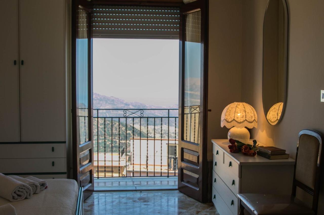 La Casa Della Nonna Villa San Mauro Castelverde Dış mekan fotoğraf